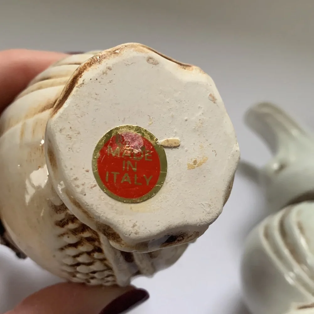Vintage Italian Ceramic Porcelain Pair Of Personal Creamers Made In Italy - Picture 6 of 6